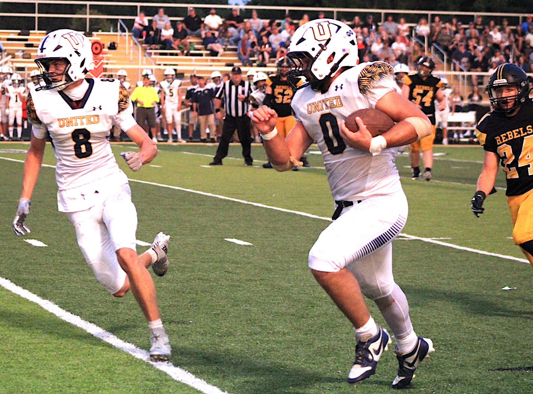 Eagles get back on track vs. Rebels